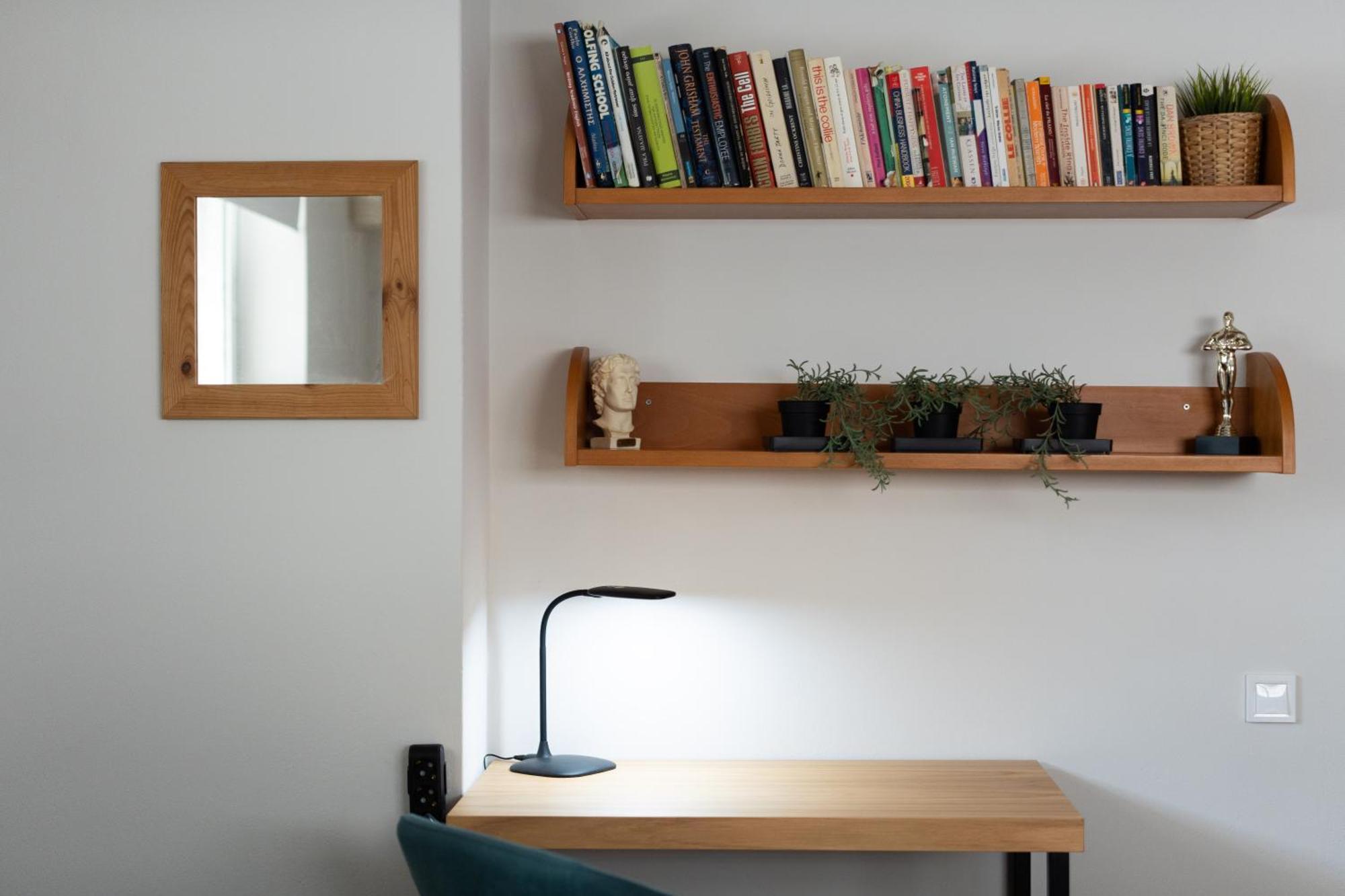 Bright, Cosy Close To Glyfada & Center Apartment